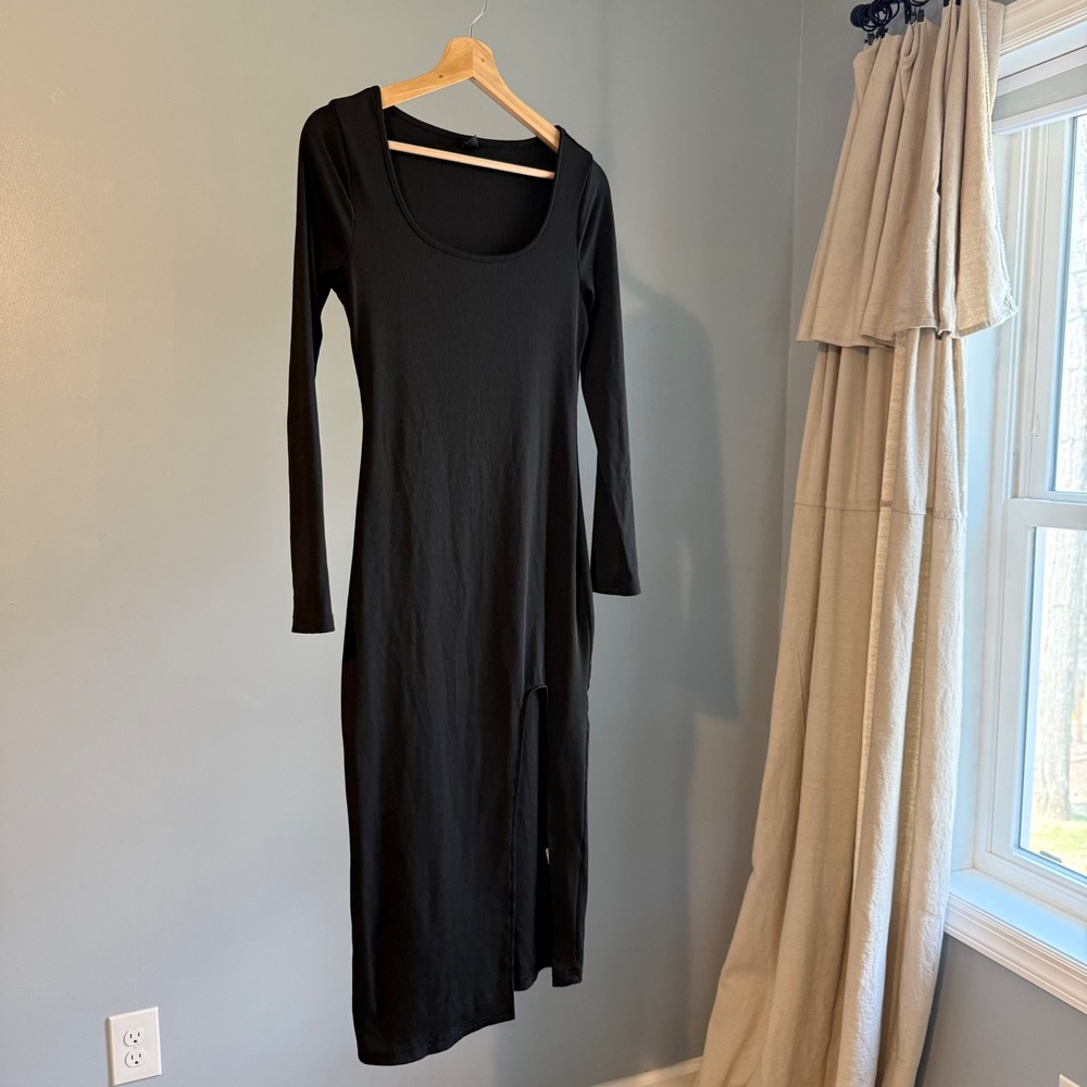 Medium Black Ribbed Maxi Sweater Dress Scoop Neck Long Sleeve High Slit Bodycon